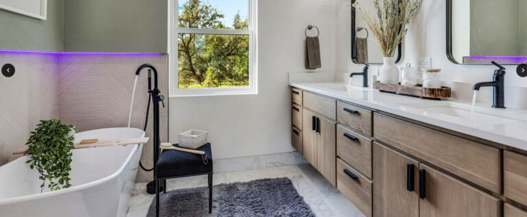 Crown bathroom wood cabinets